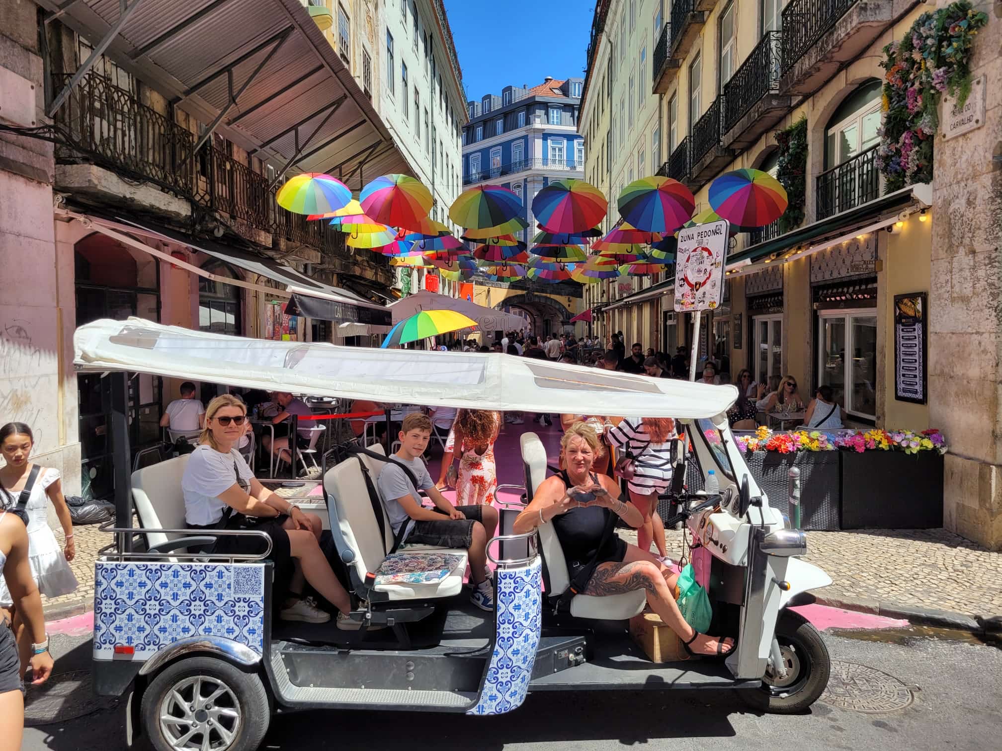 Lisbon street art mural tour — large format wall art in Lisbon's creative districts visited on a Tukxi tuk tuk tour